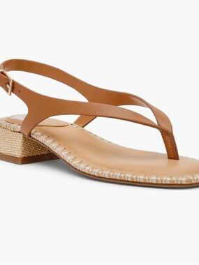 UEC Dolce Vita tan thong sandals with small heel size 9.5 Nevi slingback